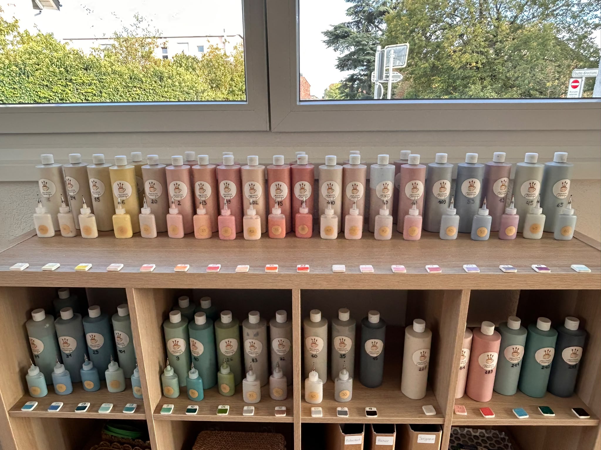 Réservez votre atelier de peinture sur céramique à Cortaillod (NE)